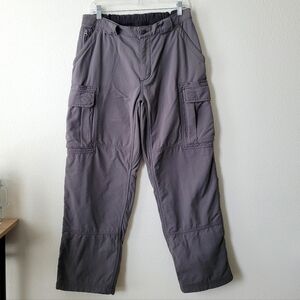 Duluth Trading Co Fleece Lined Cargo Pants Medium Mens DuluthFlex Dry on the Fly
